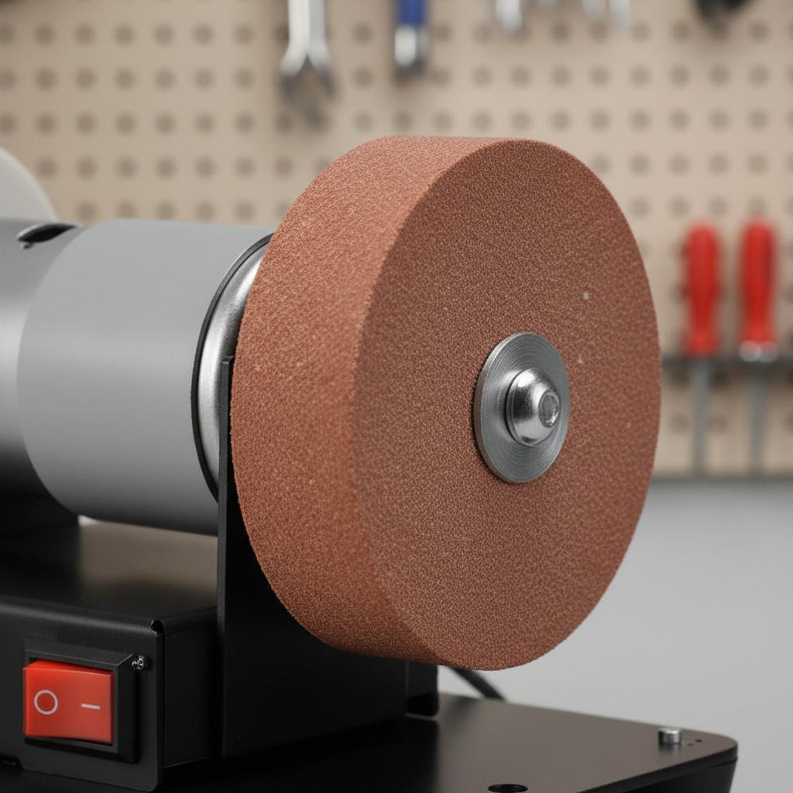 Mini Smerigliatrice da Banco M - Power Tools Used recensione e prezzo